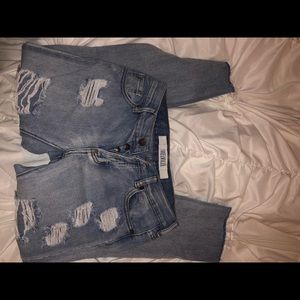 Brandy Melville boyfriend jeans